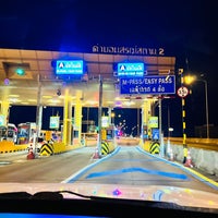 Photo taken at Anusorn Sathan Toll Plaza 2 (N7) by Danne D. on 8/25/2023