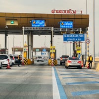 Photo taken at Don Mueang 1 Toll Plaza (S1) by Danne D. on 1/31/2023