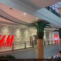 Photo taken at H&amp;amp;M by Danne D. on 12/19/2020