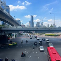 Photo taken at Sala Daeng Intersection by Danne D. on 7/12/2023