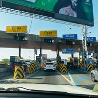 Photo taken at Pracha Chuen Toll Plaza - Outbound by Danne D. on 2/12/2023