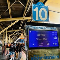 Photo taken at Platform 10 by Danne D. on 1/9/2023