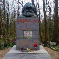 Photo taken at Karl Marx&amp;#39;s Grave by Jaynell P. on 3/5/2019