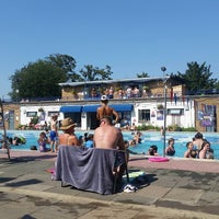 Photo taken at Hampton Outdoor Pool by Jaynell P. on 8/25/2019