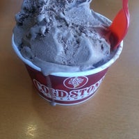 Photo taken at Cold Stone Creamery by Andrew H. on 9/8/2013