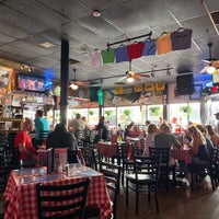 Photo taken at Huey&amp;#39;s Restaurant by Robert D. on 9/29/2018