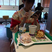 Photo taken at McDonald&#39;s by William P. on 12/30/2018