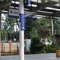 Photo taken at Stasiun Jatinegara by Denny S. on 5/29/2023