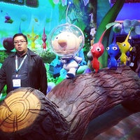 Photo taken at Nintendo Booth by Iggy J. on 6/13/2013