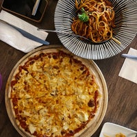 10/19/2022 tarihinde Shireen💮ziyaretçi tarafından The Loft - Pizzeria &amp;amp; Bar'de çekilen fotoğraf