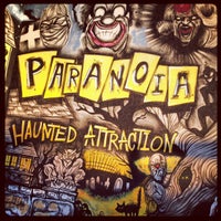 Foto scattata a Paranoia Halloween da JaiRawk S. il 10/13/2012