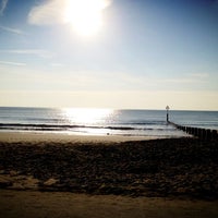 Das Foto wurde bei Surf Steps von Bournemouth S. am 1/13/2013 aufgenommen