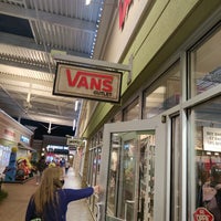 vans outlet