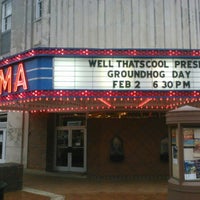 Foto tomada en Bama Theatre  por David S. el 2/2/2013