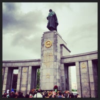 Photo taken at Soviet War Memorial Tiergarten by Dashustik on 5/9/2013