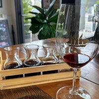 Photo taken at Fletcher Bay Winery Tasting Room by Allen J. on 4/22/2023