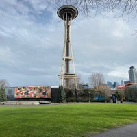 Снимок сделан в Seattle Center пользователем Allen J. 2/1/2024