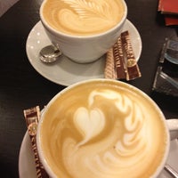 Photo taken at Traveler&amp;#39;s Coffee by Тетя М. on 10/30/2012