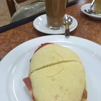 7/16/2015 tarihinde Raquel P.ziyaretçi tarafından Cafeteria Restaurante La Dehesa'de çekilen fotoğraf