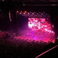 Photo taken at Max-Schmeling-Halle by Santiago P. on 9/30/2023
