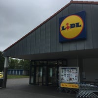 Photo taken at Lidl by Santiago P. on 8/11/2017