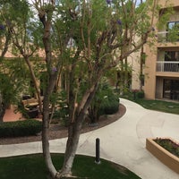Foto diambil di Courtyard by Marriott Palm Springs oleh Mark L. pada 5/1/2016