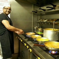 Das Foto wurde bei Champagne Express Indian Fusion von Abdul U. am 10/24/2012 aufgenommen