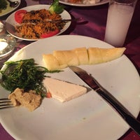 Das Foto wurde bei Tek Kadeh Restaurant von Orhan Y. am 11/28/2015 aufgenommen