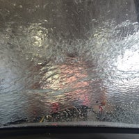 7/18/2014에 Rhonda S.님이 Express Car Wash에서 찍은 사진