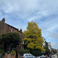 Photo taken at Belsize Park by Anatoly S. on 10/28/2023