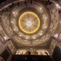 Photo taken at Noel Coward Theatre by Anatoly S. on 10/18/2023