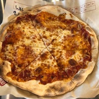 Photo prise au Mod Pizza par NewYorker뉴요커 le7/2/2022