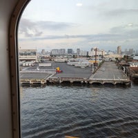 Photo taken at Tokyo Port Ferry Terminal by him-amino on 8/17/2023