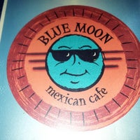 Снимок сделан в Blue Moon Mexican Cafe пользователем Scott J. 5/18/2013