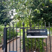 Photo taken at Lincoln&amp;#39;s Inn Fields by Sultan S. on 9/11/2023