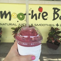 Photo taken at Smoothie Bar Cabo by Heidi O. on 7/11/2015