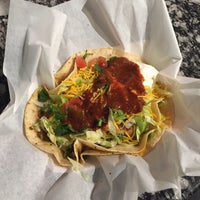 3/6/2016에 Michael C.님이 Sky&#39;s Gourmet Tacos에서 찍은 사진