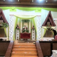 Review Gedung Istana Kana Kawaluyaan