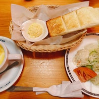 Photo taken at Komeda&amp;#39;s Coffee by あざりぃ on 9/10/2023