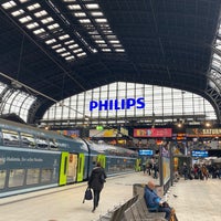 Photo taken at Hamburg Hauptbahnhof by Jacol on 10/11/2019