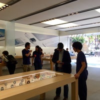 Photo taken at Apple Fukuoka Tenjin by Jean P. on 5/22/2015