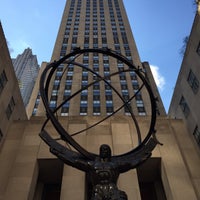รูปภาพถ่ายที่ Rockefeller Center โดย Jean P. เมื่อ 4/18/2015