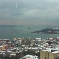 รูปภาพถ่ายที่ Mobilera Türkiye โดย Zeynep S. เมื่อ 12/21/2012