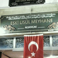 Foto diambil di Eski Usül Meyhane oleh kadir p. pada 9/7/2013