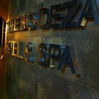 Foto diambil di Torre do Deza Hotel &amp;amp; Spa oleh Anxo S. pada 12/7/2012