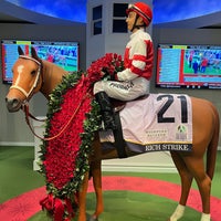 Photo taken at Kentucky Derby Museum by Amy S. on 8/8/2022