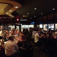 Foto tomada en Sullivan&amp;#39;s Steakhouse  por Jan K. el 10/19/2012