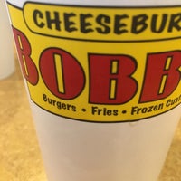 Photo taken at Cheeseburger Bobby&amp;#39;s by Andrew R. on 11/26/2016