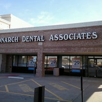 Foto scattata a Monarch Dental da Supote M. il 11/13/2012