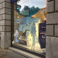 Nivea Haus Berlin Cosmetics Shop In Unter Den Linden
